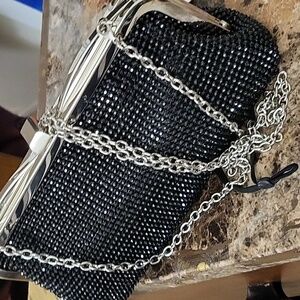 Gorgeous new with tag comes give with UT satin mask price dropped and firm